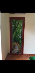 CỬA TRANH KÍNH NGHỆ THUẬT