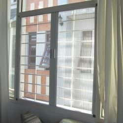 CỬA SỔ & CỬA ĐI LƯỚI XẾP TAY CẦM