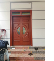CỬA ĐI 2 CÁNH CÂN KÍNH FH9 Ô KÍNH BÁN NGUYỆT