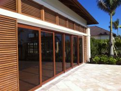 CỬA ĐI NHỰA 6 CÁNH 3 RAY