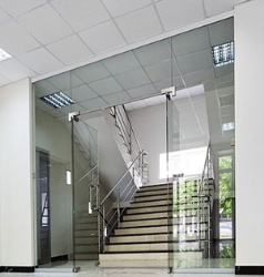 Cửa kính cường lực 02