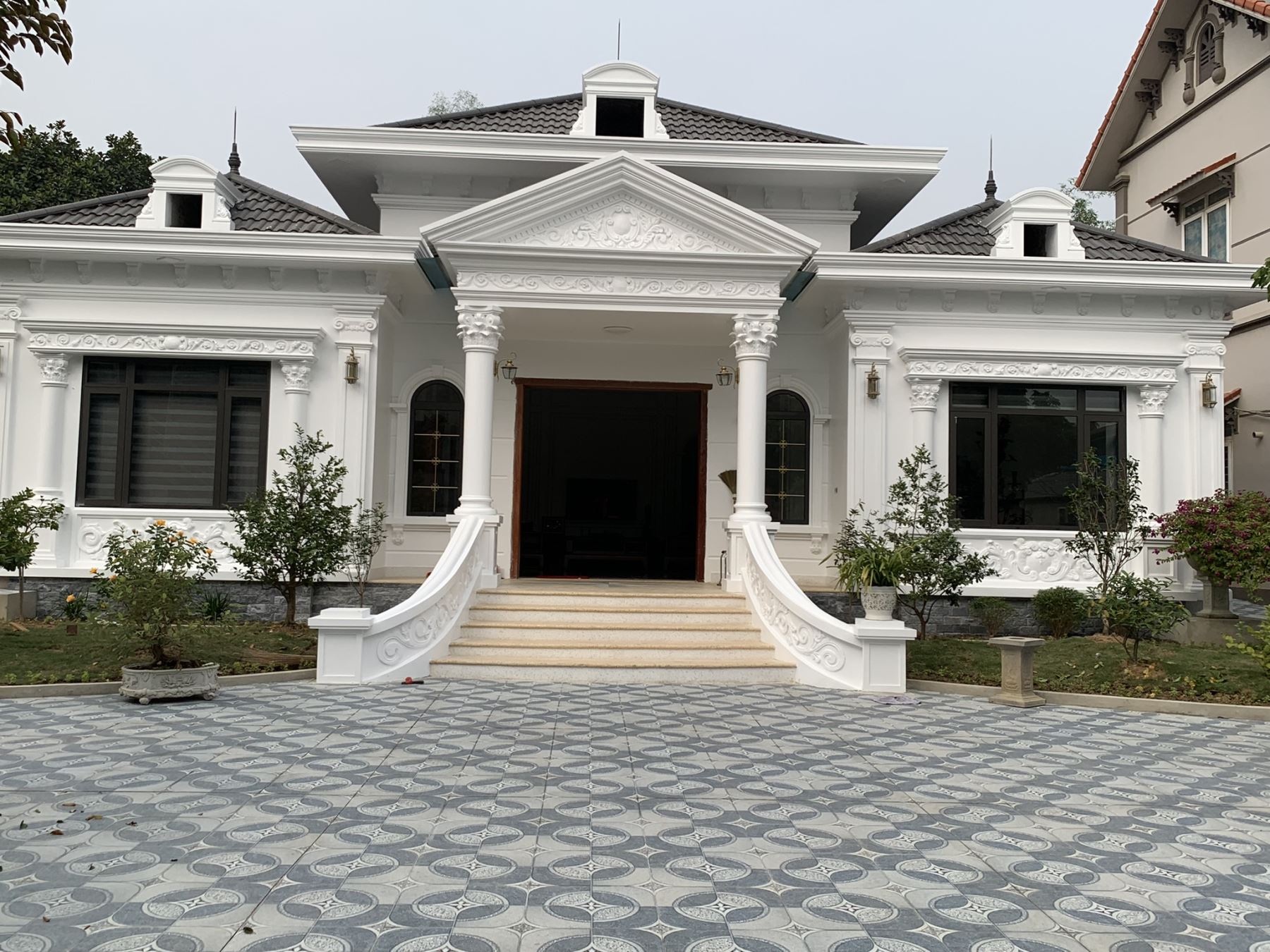 lắp đặt cửa nhôm XINGFA nhà anh THIỆN