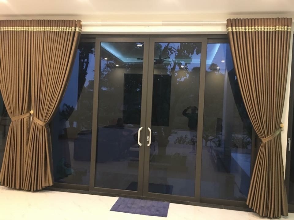 CỬA ĐI MỞ TRƯỢT 4 CÁNH
